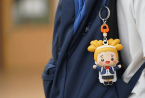 Móc khóa treo balo học sinh cấp 2 dễ thương